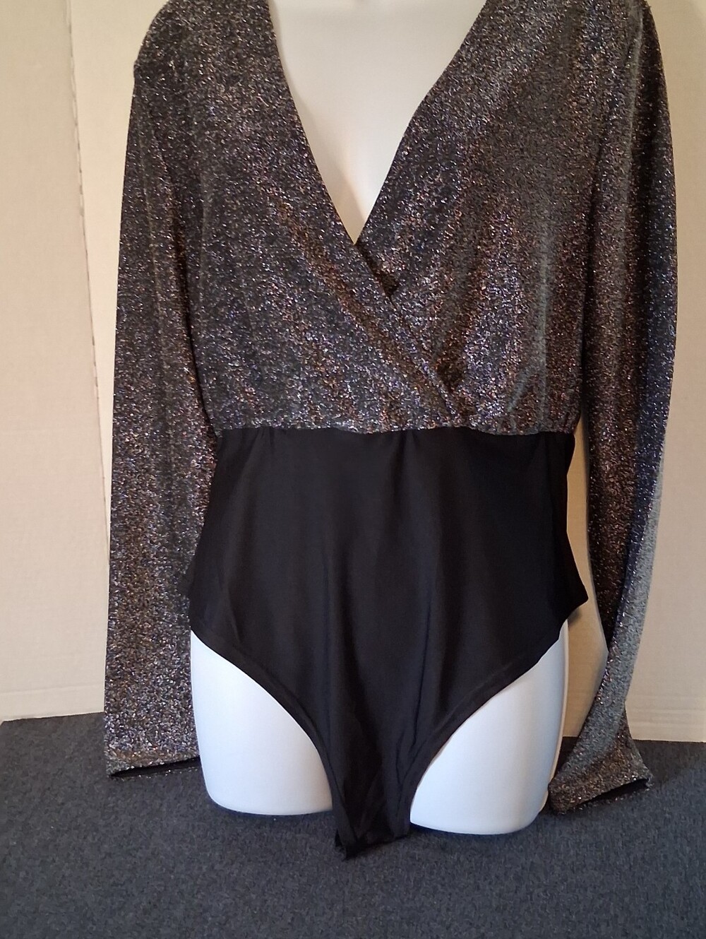 Sparkle Wrap Long-Sleeve V-neck Bodysuit - Black